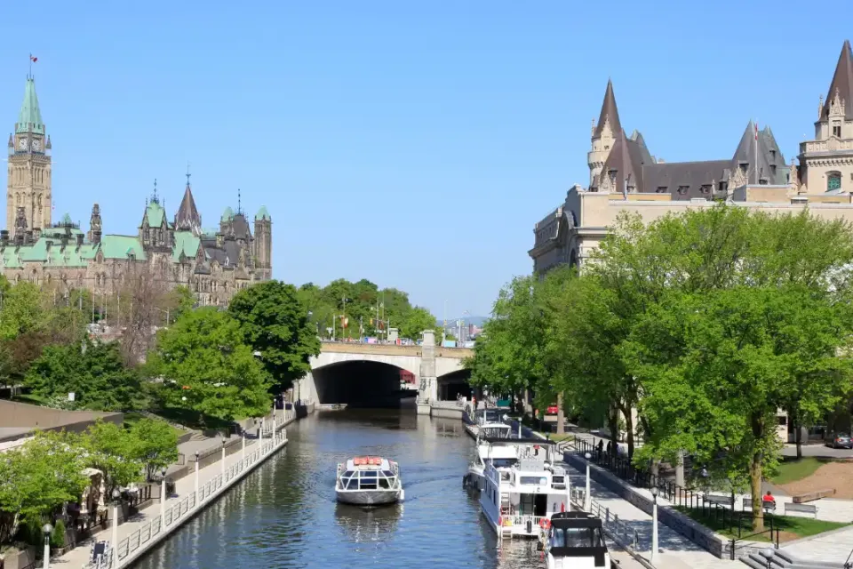Ottawa in Winter: Skating the Rideau Canal and Choosing a Museum