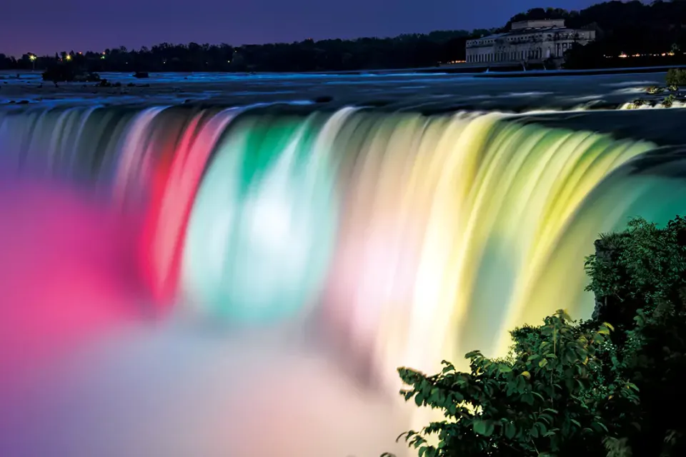 Niagara Falls in Winter: Ice, Lights and Fewer Crowds