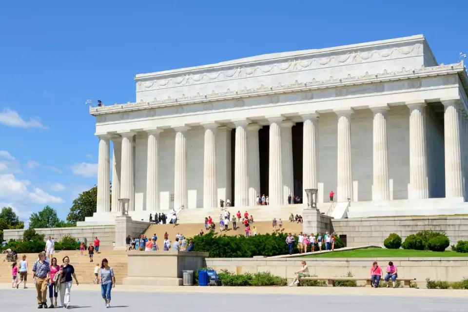 Washington D.C. in Two Days: Memorials and Free Smithsonian Museums